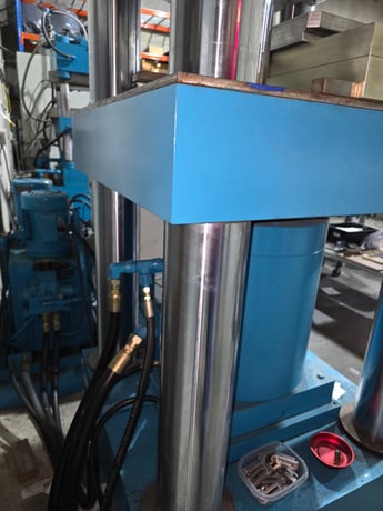 500 Ton, Hyseco, 4-Post Compression / Embossing Hydraulic Press, 6" stroke - Image 2