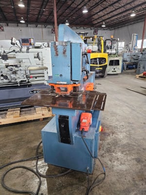 6" x 6" x 3/8" Scotchman #6509-24M, Hydraulic Ironworker, 65 tons, 9" throat, 5 HP, 24" blade, 2016 - Image 3