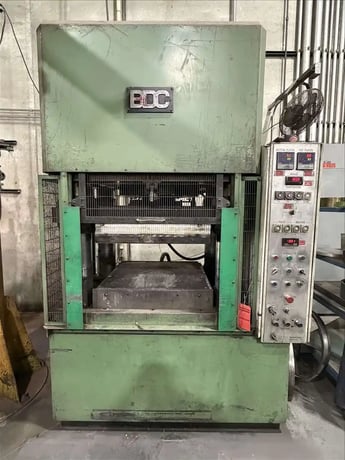 300 Ton, BDC, compression molding press, electric heated platens, 400&deg;F, 30" x 30" platen - Image 1