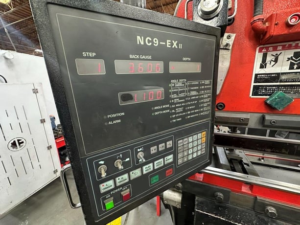 55 Ton, Amada #RG-50, CNC press brake, 6.8'OA, 59.8" between housing, 3.9" stroke, 15.75" throat, 14.57" - Image 3