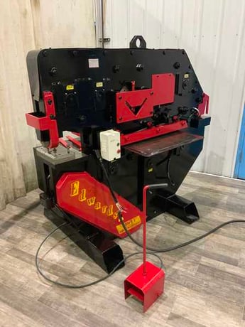 6" x 6" x 1/2" Edwards #Jaw-V, hydraulic ironworker, 115 ton, 12" throat, 7.5 HP, 30 SPM, 2000 - Image 1