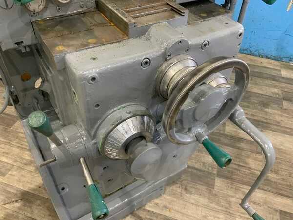 Kearney & Trecker #307-S12, horizontal mill, 62-1/2" x12" table, 47° table swivel, coolant - Image 7