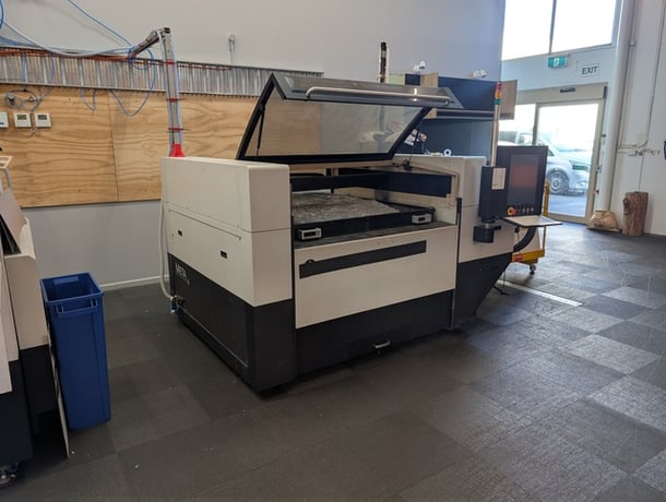 Coherent #Meta-10C, CO2 Laser Cutter, 1000 watt, 82" X, 95" Y, 82" Z, 50" x 50" sheet, 2013 - Image 1