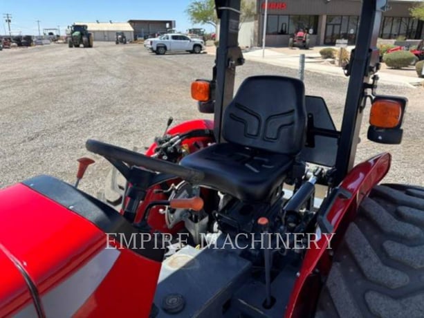 Massey Ferguson MF2607H 4P, Tractor, 2547 hours, S/N: MEAD5281YN1371481, 2022 - Image 5