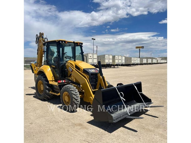 Cat 420, Backhoe Loader, 4 hours, S/N: H8T07789, 2026 - Image 2