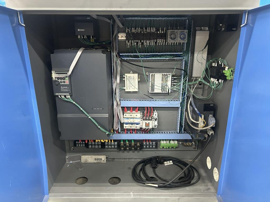 18 Stand, ZTRFM #F595, roll forming line, MCHGS touchscreen HMI Control, (2) 7.5 KW Omiter geared motors, 2022 - Image 6