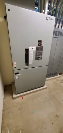1200 Amp. Cummins Power Generation, BTPCE-5268158, automatic transfer switch, 480 Volts, 3-Phase - Image 2