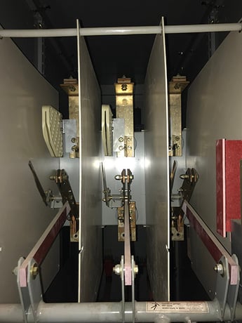 600 Amp. Cutler-Hammer, 13.8 KV, fused, Nema 3R (2 available) - Image 2