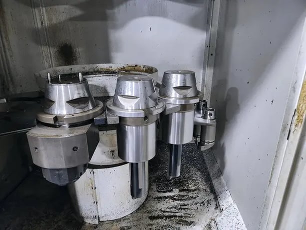 Giddings & Lewis #VTC1000M, CNC vertical boring mill, 51.18" max facing/swing, 47.64" X, 29.53" Z, 630 RPM - Image 3