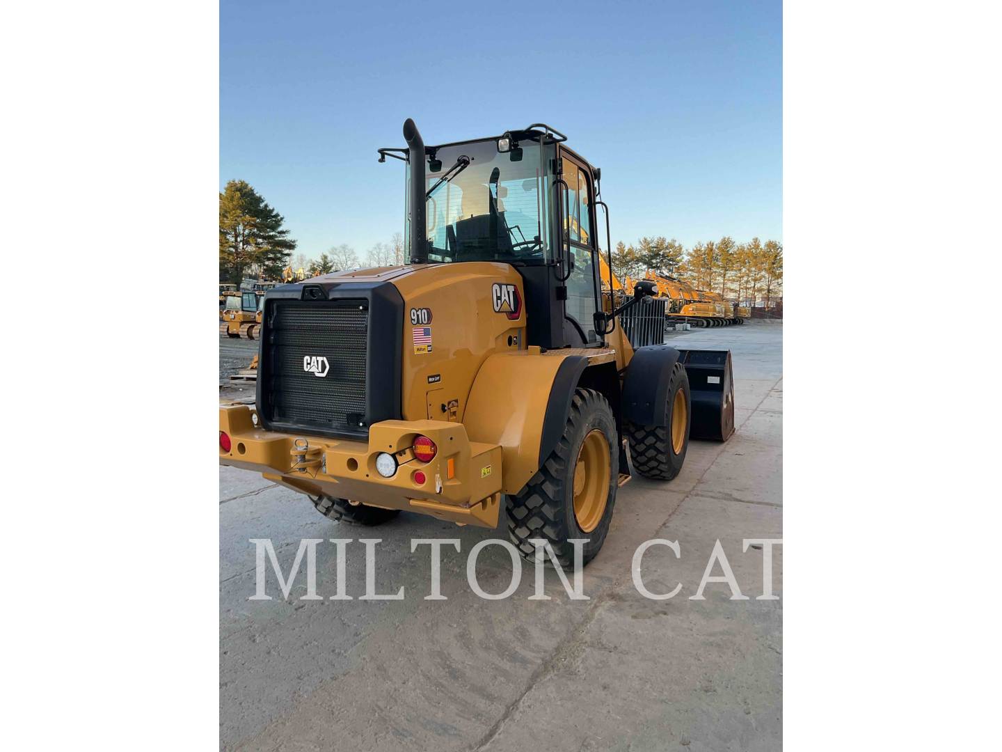 Cat 920, Wheel Loader, 1109 hours, S/N: JW202504, 2023 - Image 3