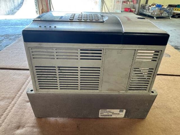 Allen-Bradley 20AD5P0A3AYNNNC0 Series A VFD 480V Untested Surplus - Image 3