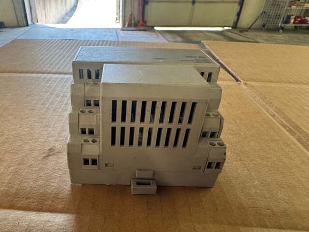 Allen-Bradley 1794-PS3 Power Supply - Image 3
