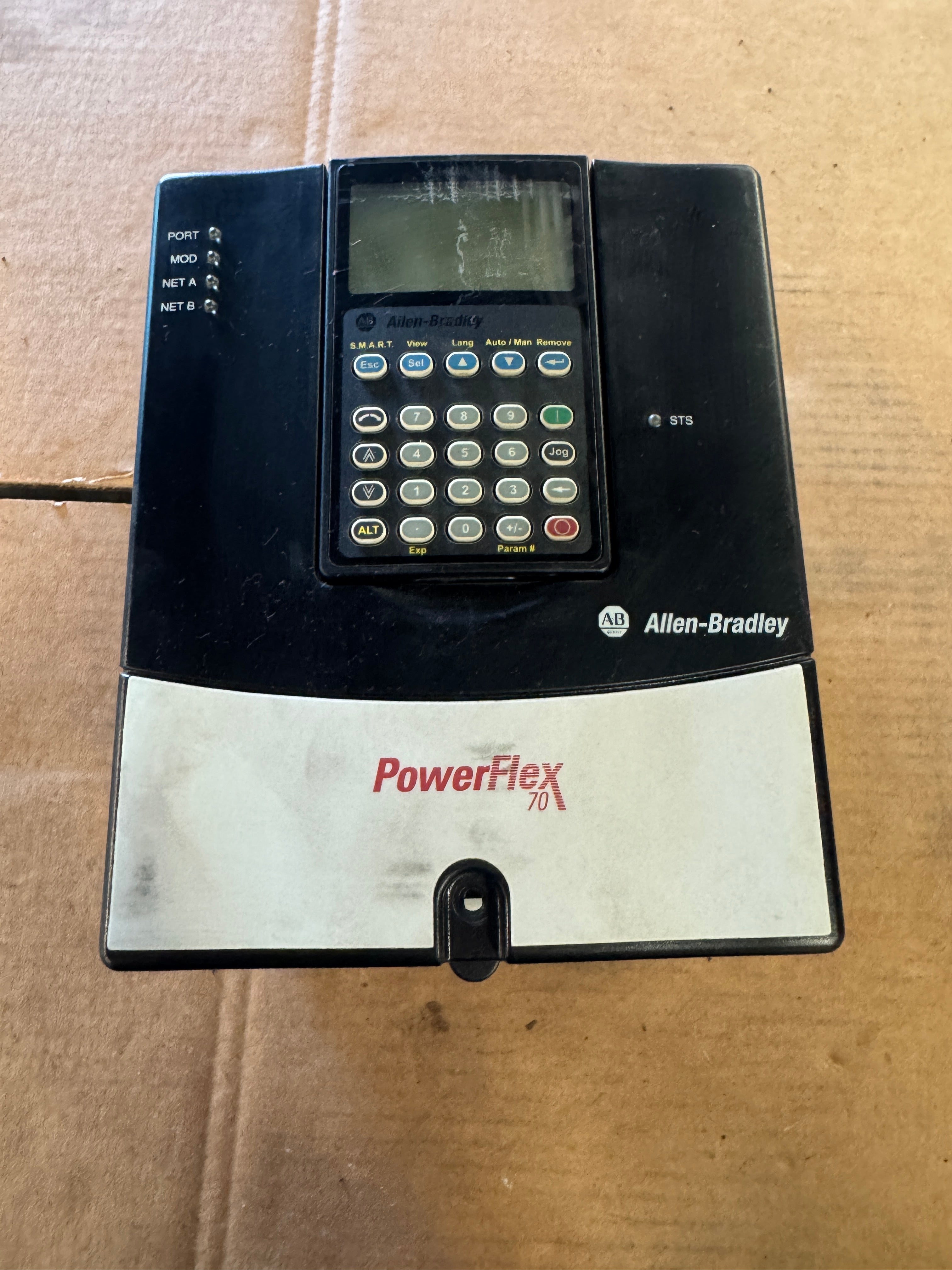 Allen-Bradley 20AD5P0A0AYNNNC0 Variable Frequency Drive 480V AC 3-Phase Untested Surplus 01428 - Image 2