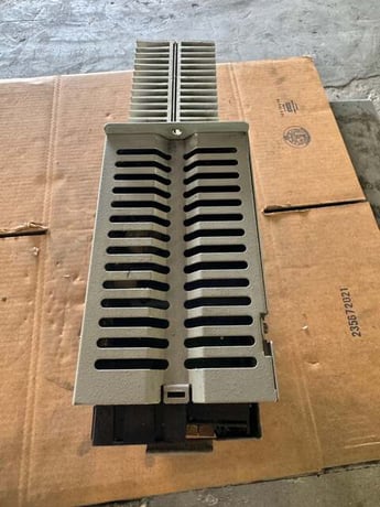 Okuma MIV0404-1-B1 Servo Drive Untested Surplus - Image 2