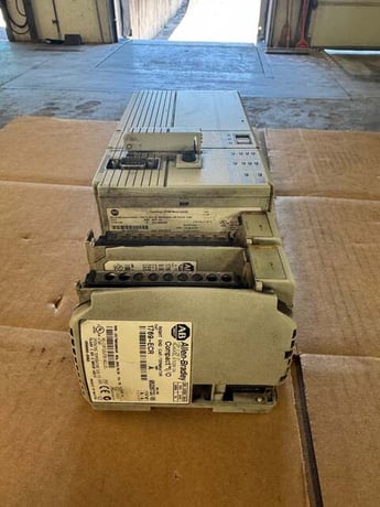 Allen-Bradley 1768-L43 PLC System 24 VDC - Image 4