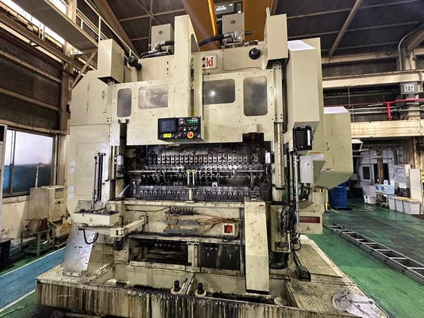 100 Ton, Asahi Seiki #TM-11, transfer press, 127mm stroke, 550mm Shut Height, 25 stations, 75mm Pitch, 10-50 - Image 1