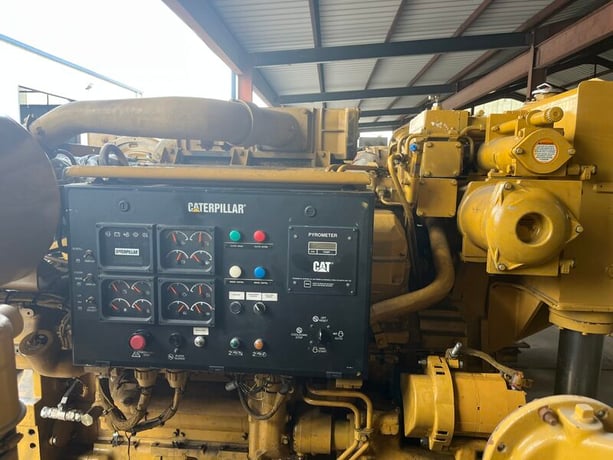 1000 HP Caterpillar #3508B, diesel marine engine, 1600 RPM, sound attenuated enclosure 0, 2002 - Image 8