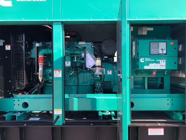 500 KW Cummins #DFEK, diesel generator set, 755 HP @ 1800 RPM, QSX15-G9 engine, EPA Tier 2, sound attenuated - Image 6