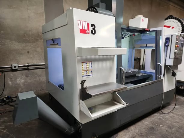 Haas #VM-3, Vertical CNC Machining Center, 40" X, 26" Y, 25" Z, 54" x 25" table, 30 HP, 12,000 RPM, 24 - Image 2