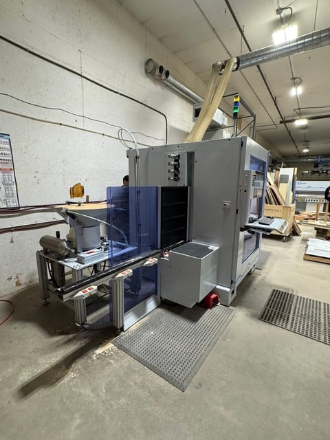 Weeke #Optimat-BHX-200, Woodworking CNC Drilling & Routing Center, 120" X, 49.21" Y, 3.15" Z, 13.4 HP, 24,000 - Image 2