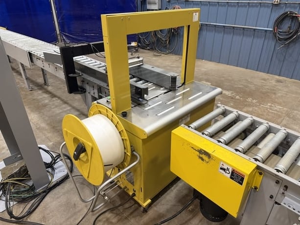 StraPak #SQ-800, Automatic Arch Strapping Machine, 15" x 18' Cameron belt driven roller infeed conveyor, PLC - Image 10