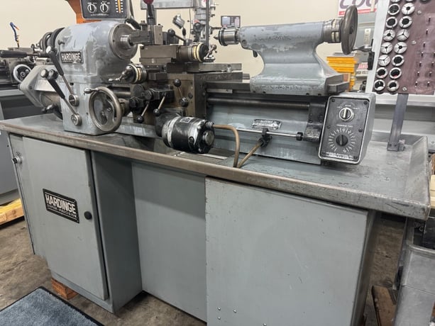 Hardinge #HLV-H-EM, inch/metric theading, digital read out, very well tooled - Image 5