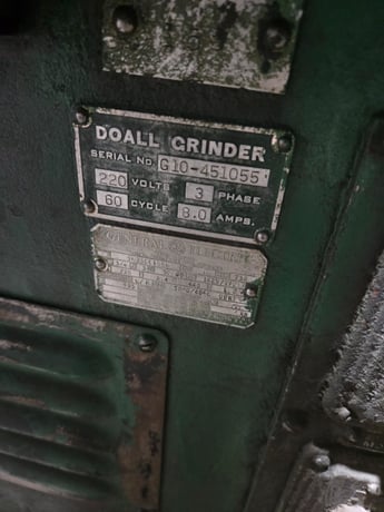 8.5" x 24" DoAll #G10, surface grinder, 26" Travel, electromagnetic chuck, 2 HP, 220/440 V. - Image 3