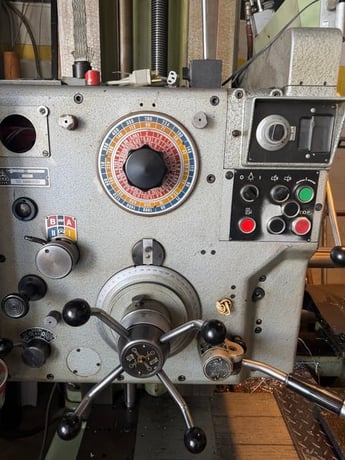 TOS #WH63, Table Type Horizontal Boring Mill, 39" X, 39" Y, 28" Z, 35" x 31" rotary table, 2.5" bore, 8 HP - Image 4