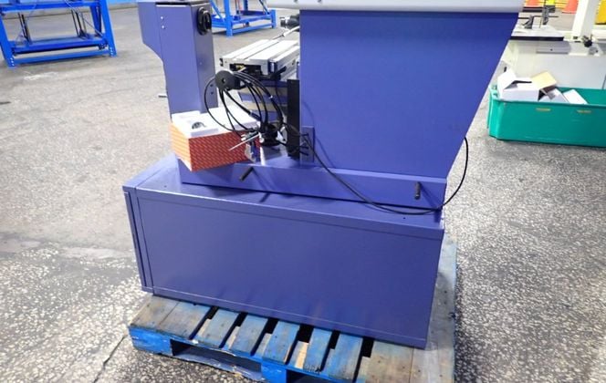 16" Mitutoyo #PH-A14, horizontal bench optical comparator, 6" x 16" T-slot table - Image 6