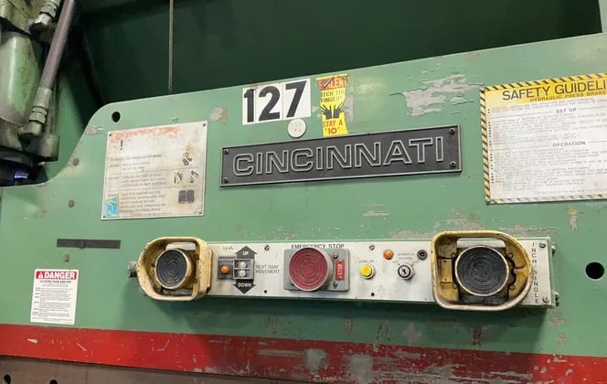90 Ton, Cincinnati #90-CB-X-6-FT, hydraulic press brake, 8" stroke, Dyna Bend control, light curtains - Image 5