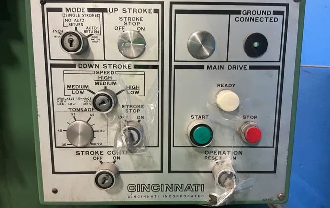 90 Ton, Cincinnati #90-CB-X-6-FT, hydraulic press brake, 8" stroke, Dyna Bend control, light curtains - Image 8