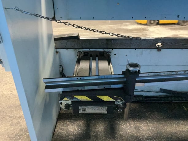 95 Ton, Piranha, hydraulic press brake, Hurco Autobend 7 control, light curtains, AS IS (2 available) - Image 8