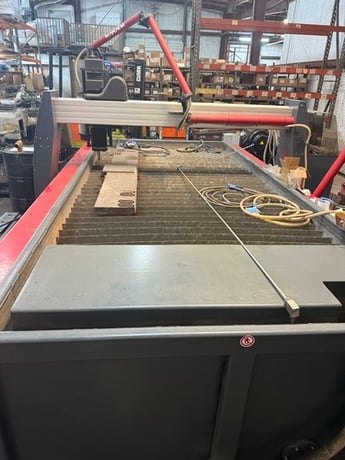 Omax #Maxiem-1530, CNC waterjet cutting system, 10' x 5' 2" cutting envelope, 12" Z, 50000 PSI, Intelli-MAX - Image 3