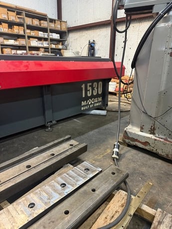 Omax #Maxiem-1530, CNC waterjet cutting system, 10' x 5' 2" cutting envelope, 12" Z, 50000 PSI, Intelli-MAX - Image 6