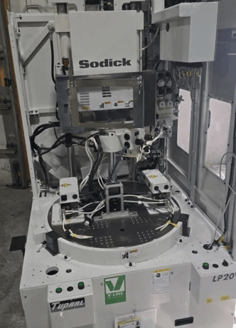 22 Ton, 0.15 oz, Sodick #LP20VRE, vertical injection molding machine, 14mm diameter screw, 2017, 153828 - Image 1