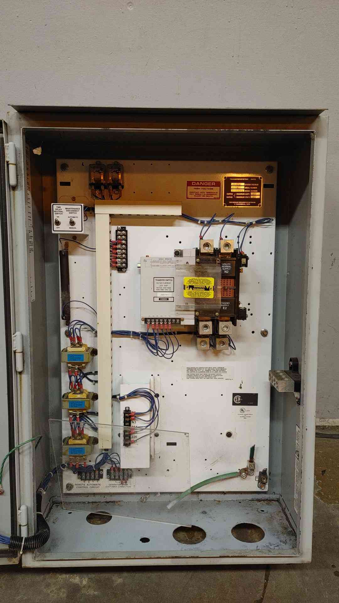 200 Amp. Generac, Automatic Transfer Switch, NEMA 3R Outdoor, 120/240 Volts, 3PH - Image 3