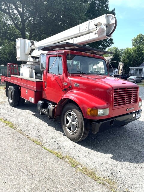 International Conventional Cab Truck with Aerial Bucket, diesel, 1989 - Image 3