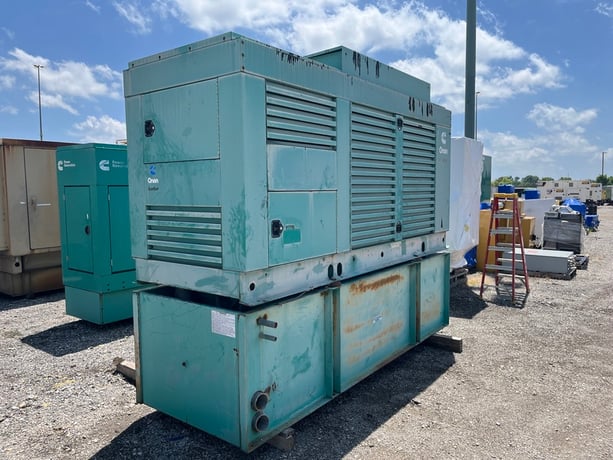 350 KW Cummins #DFCC, diesel generator set, 277/480 Volts, 638 hours, 1800 RPM, NTA-855-G3 engine - Image 5