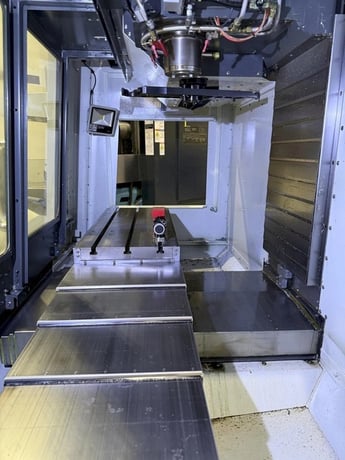 Haas #VF-2, Vertical Machining Center, 30" X, 16" Y, 20" Z, 36" x 14" table, 30 HP, 8,100 RPM, 24 automatic - Image 4