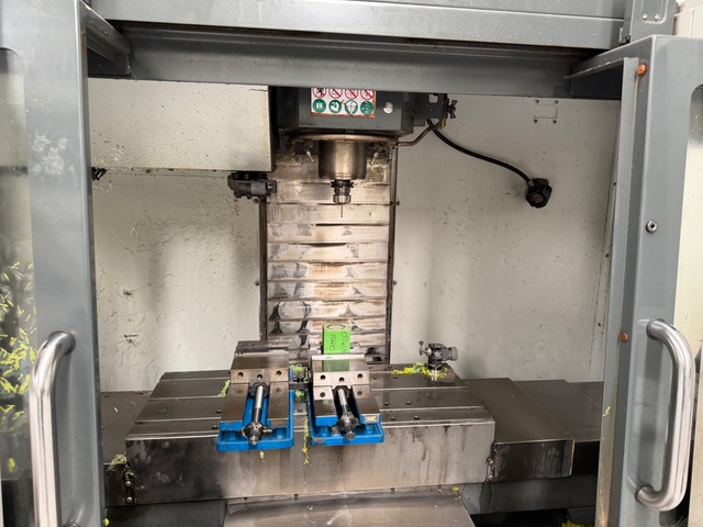 Haas #VF-2SS, Vertical Machining Center, 30" X, 16" Y, 20" Z, 36" x 14" table, 30 HP, 12,000 RPM, 24 - Image 2