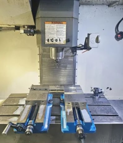 Haas #VF-2, vertical machining center, 30" X, 16" Y, 20" Z, rigid tap, 36" x14" table, 15000 RPM, 20 HP, 24 - Image 3