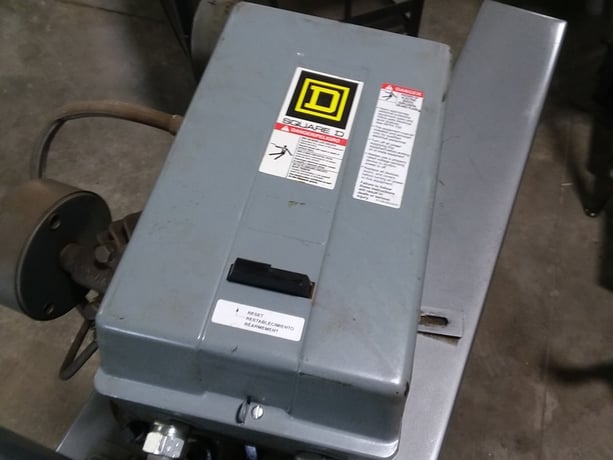 15 HP Industrial Gold Series #CI1523-120, Air Compressor, 200 psi, 3 phase, 120 gallon, 2 stage - Image 7
