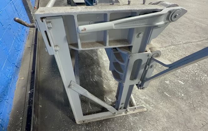 96" Roper Whitney #812, Hand Brake - Image 9