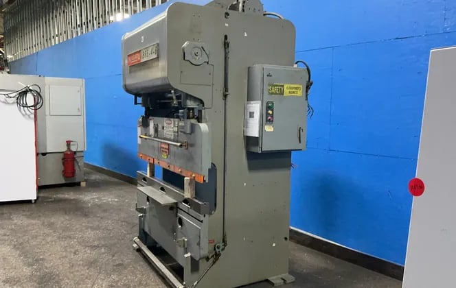 100 Ton, Niagara #IB65-4-6, Hydraulic Press Brake, 3" stroke, 5" adj., 12" Shut Height, 16" x 32" table - Image 10