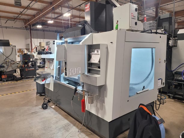 Haas #VF-3SS, CNC vertical machining center, 30+1 automatic tool changer, 40" X, 20" Y, 25" Z, 12000 RPM, 30 - Image 3