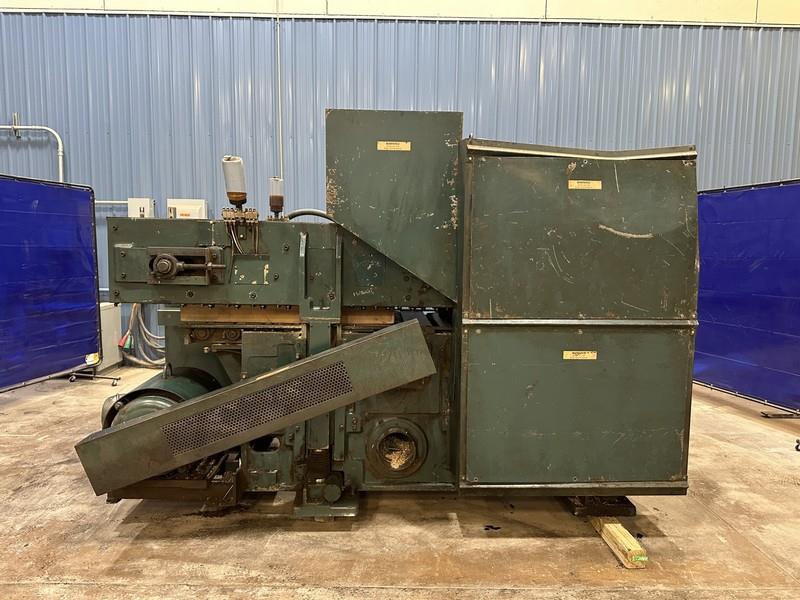 30" x 8" Oliver #2072, double-sided strait-o-planer, 75 HP top & 60 HP bottom, 40-120 FPM feed - Image 4