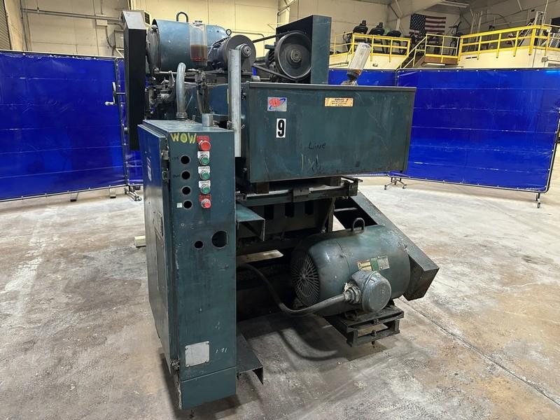 30" x 8" Oliver #2072, double-sided strait-o-planer, 75 HP top & 60 HP bottom, 40-120 FPM feed - Image 8