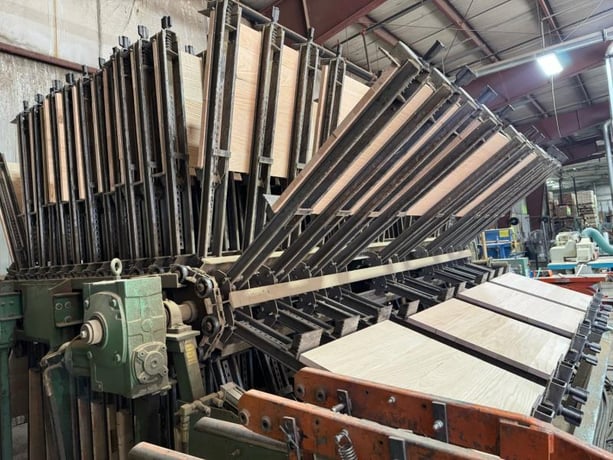 Taylor #30-Section-A, automatic hydraulic clamp carrier, 30-section, 10.5' width capacity, (300) clamps, 36" - Image 3