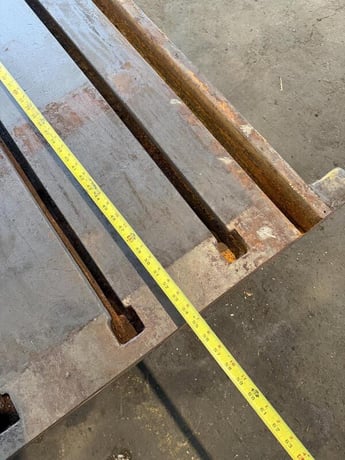 4.5'-42" Carlton, radial arm drill, Kicker base - Image 6