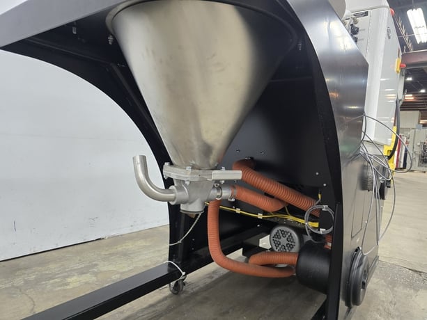 Conair #DX50, carousel plus dryer, 50 lb./hr., 12 cu.ft., RWH-24-12 hopper, 375&deg;F, -40 dew point, 460 V. - Image 7